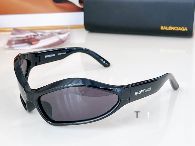 Balenciaga Sunglasses 523